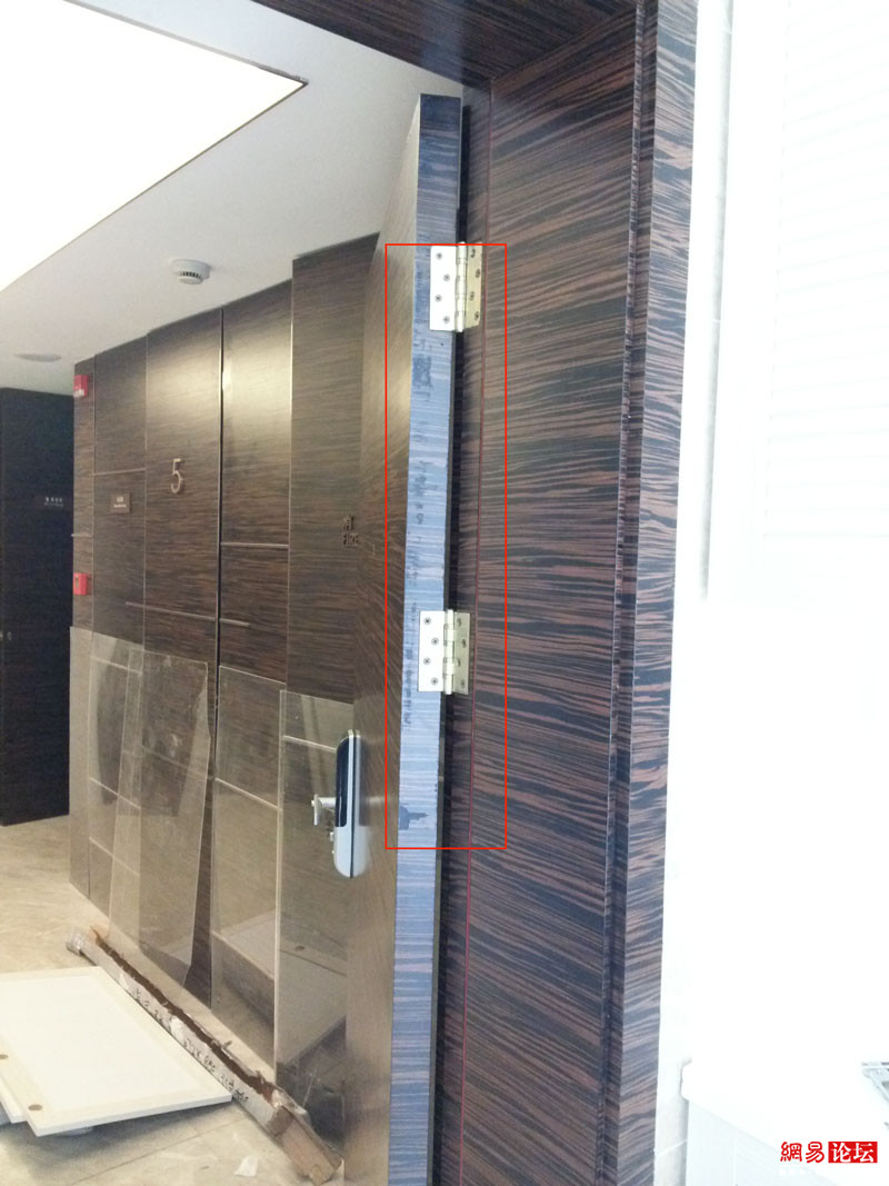 1458609929960168.jpg CC.jpg