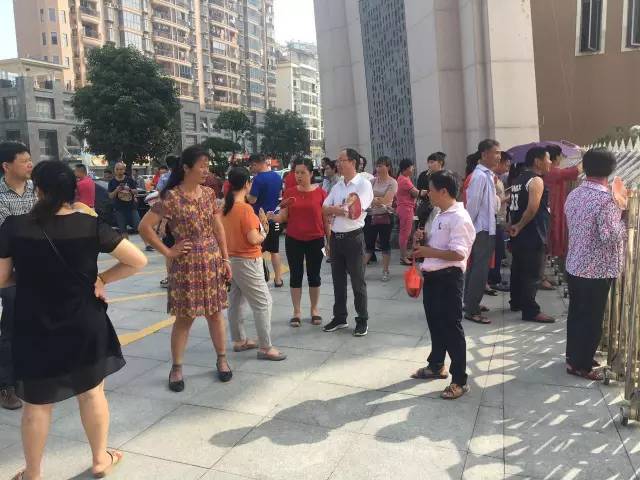 1496882065143381.jpg 4.jpg